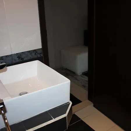 فندق Saint Sofia 3*