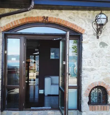 فندق Saint Sofia نيسيبار