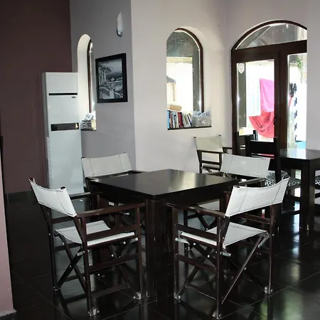 Saint Sofia къща за гости Hotel 3*