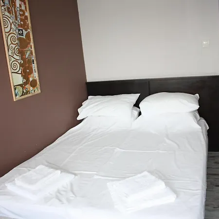 Saint Sofia къща за гости Hotel Nesebar